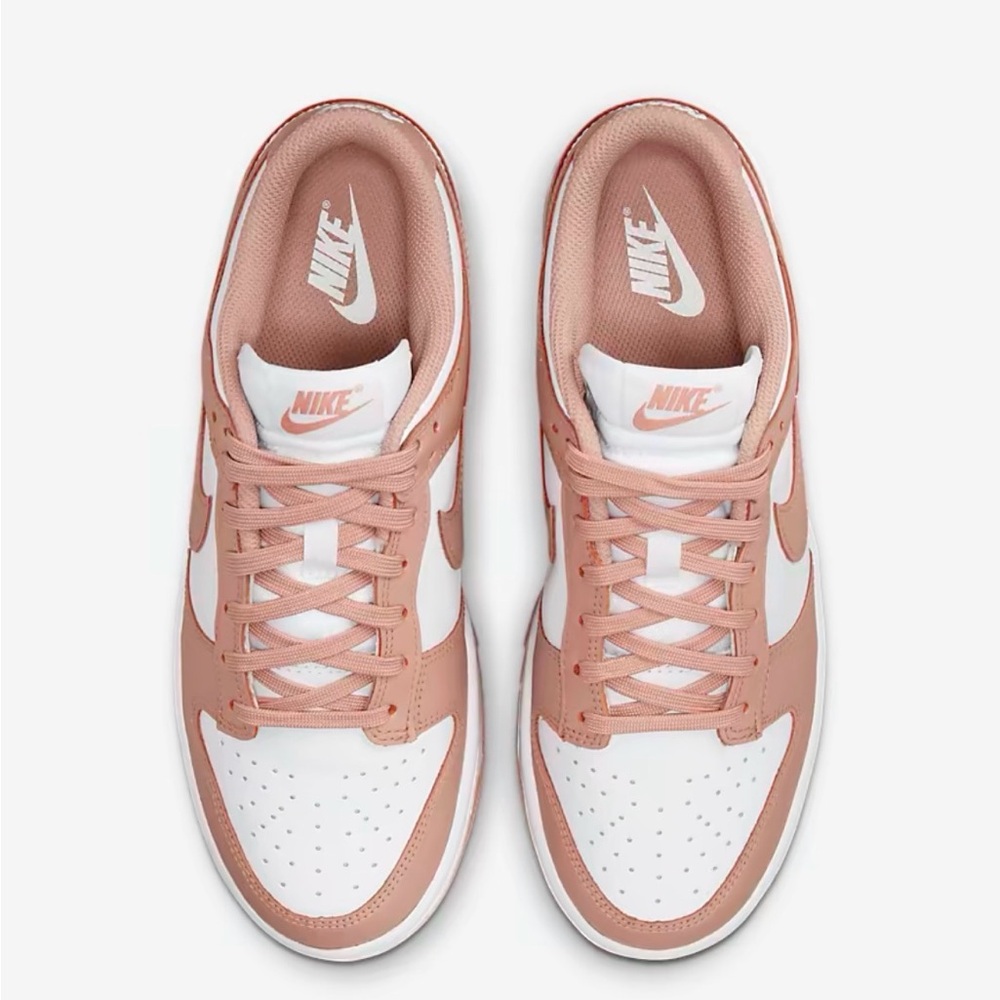 Women’s Nike dunk low